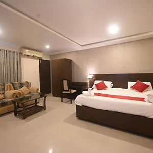 Hotel Bhagavath Gardens, Chengannur